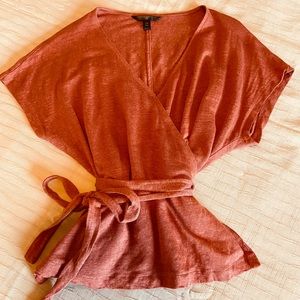 Banana Republic linen wrap around top. Size US L